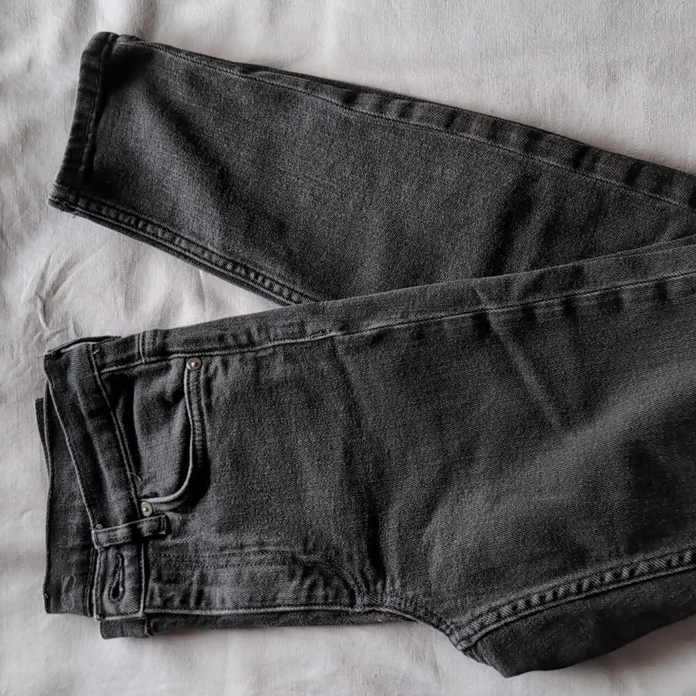 COS Women's High-Rise Jeans in Washed Black